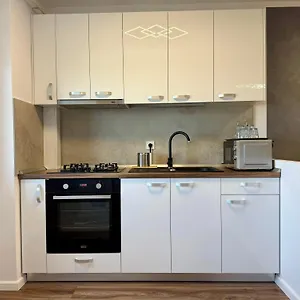 Appartement Shiro, Bucarest